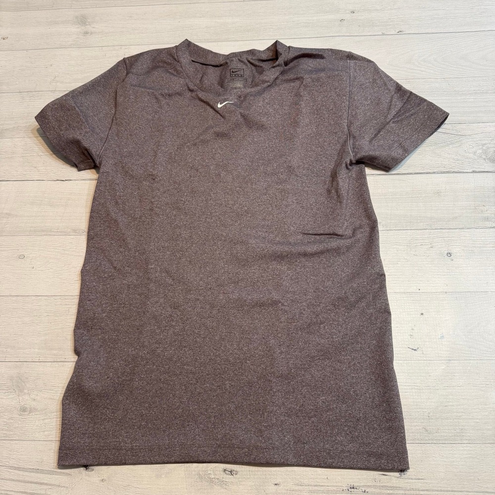 Nike women's seamless short sleeve fitted shirt purple grey large